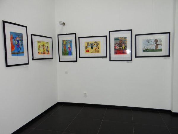 Выставка детских рисунков моя любимая книга