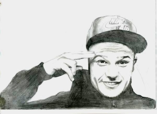 Макс Корж портрет