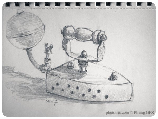 Старинный утюг карандашом