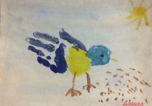 Рисование птицы на кормушке