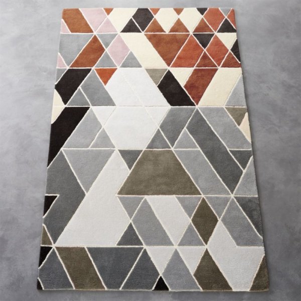 Ковер с геометрическим рисунком