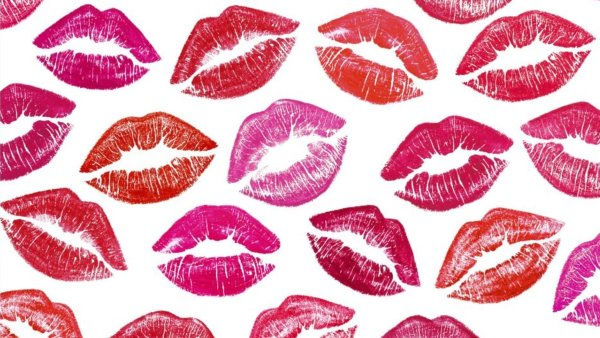 Много поцелуев