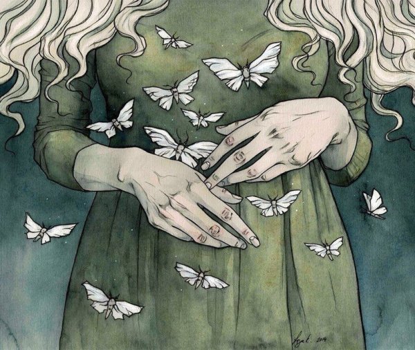 Грустный человек идет