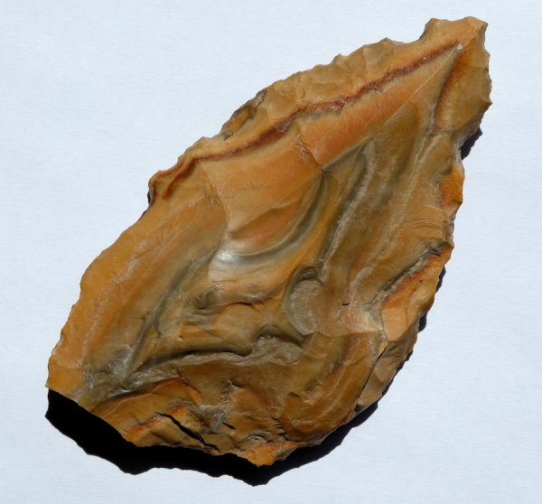 Кремень красный камень