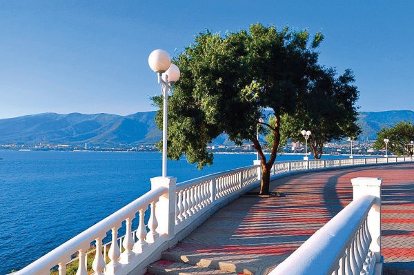 Бухта Геленджик набережная