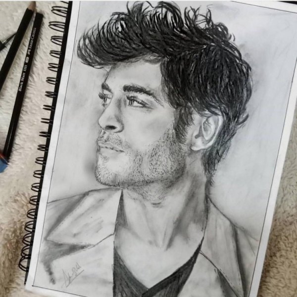 Бурак Озчивит портрет в хорошем качестве