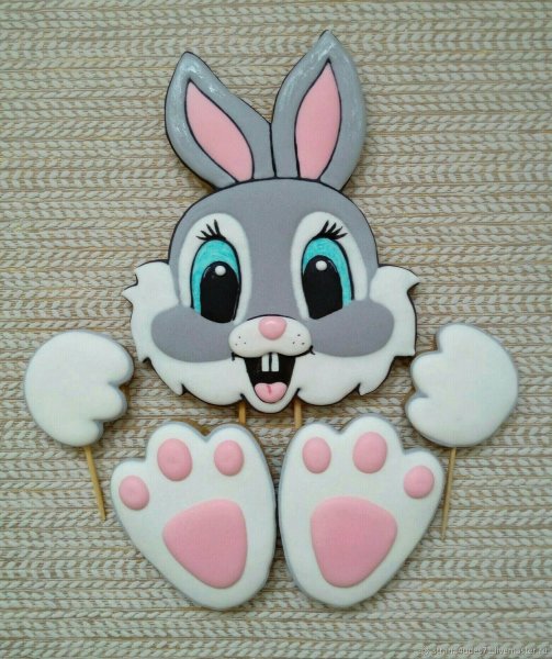 Лапки зайца трафарет