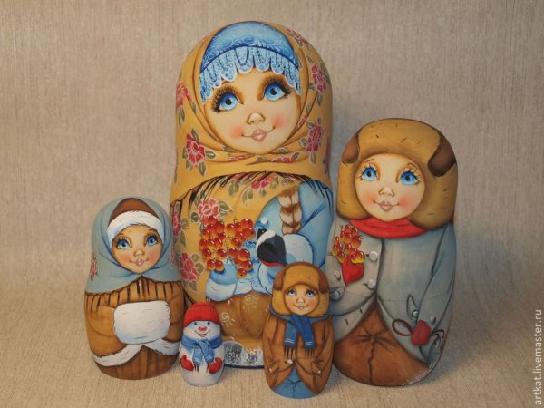 Матрешки расписные деревянные