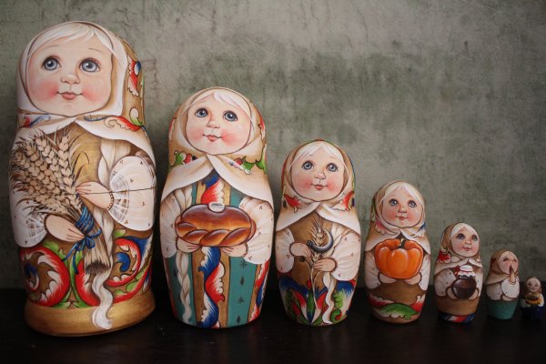Матрешка гуслицкая роспись