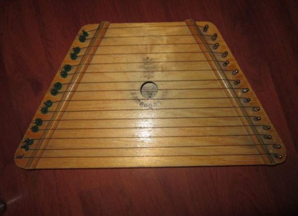 Белорусский народный инструмент цимбалы