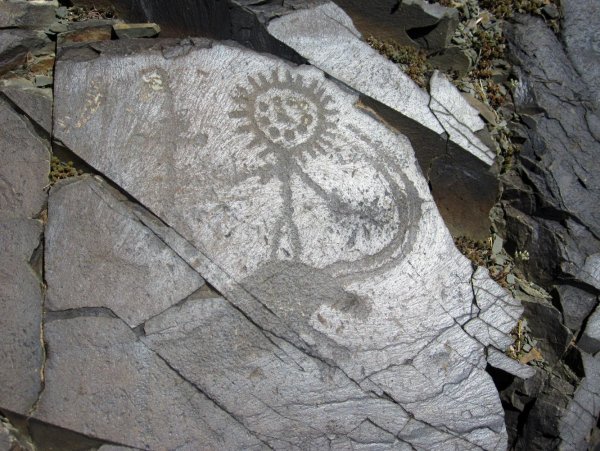 Петроглифы археологического ландшафта Тамгалы