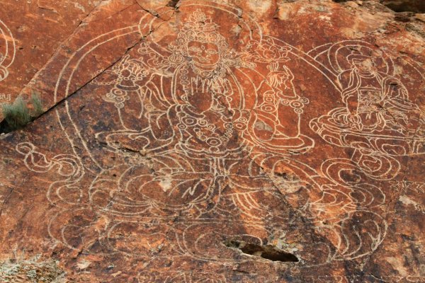 Петроглифы археологического ландшафта Тамгалы