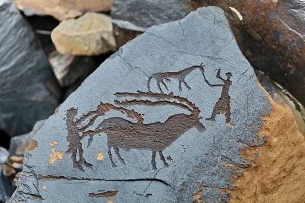 Саймалуу Таш петроглифы