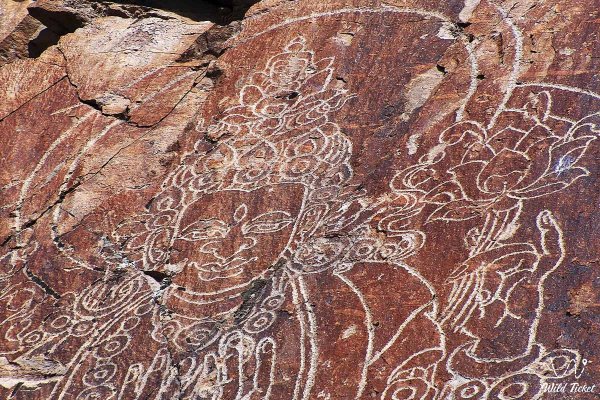 Петроглифы Тамгалы-тас в Казахстане