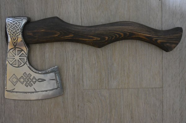 Топор рисунок