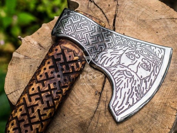 Топор Велеса