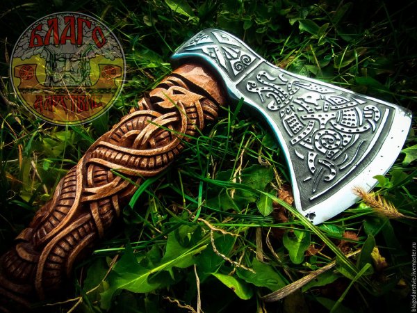 Топор Маммен