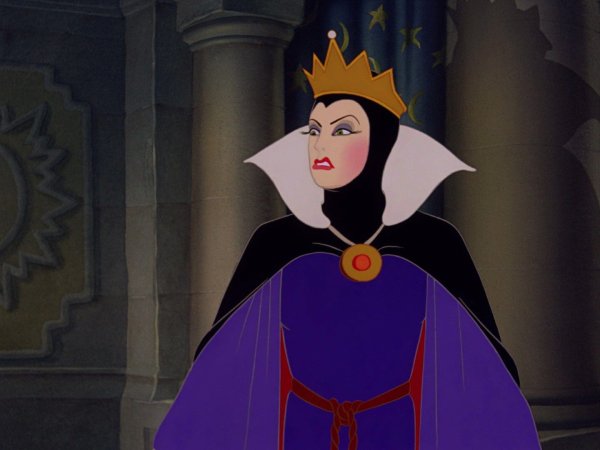 Белоснежка и семь гномов злая Королева