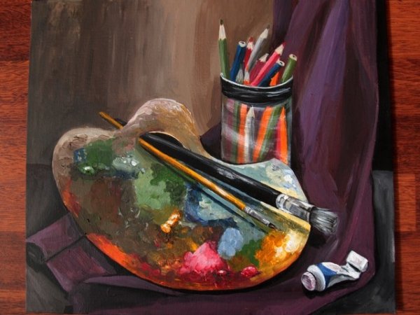 Натюрморт с красками и кистями