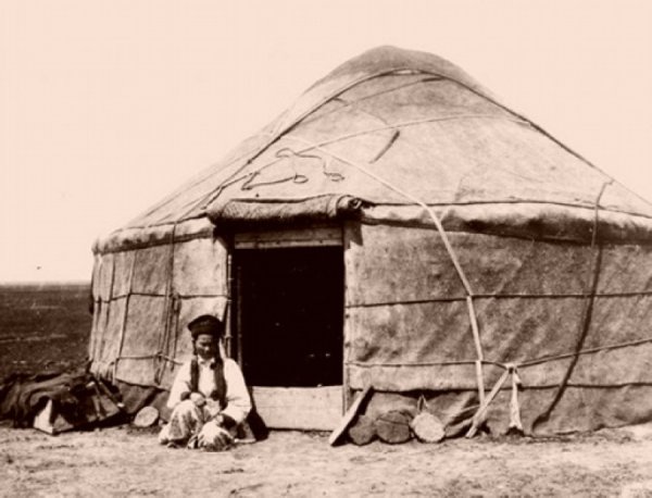 Василий Васильевич Верещагин киргизские кибитки