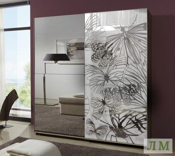 Пескоструйный рисунок на зеркале шкафа купе