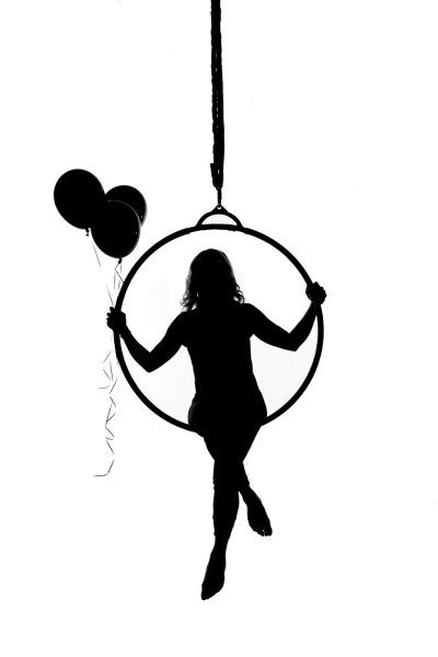 Силуэты цирковых артистов