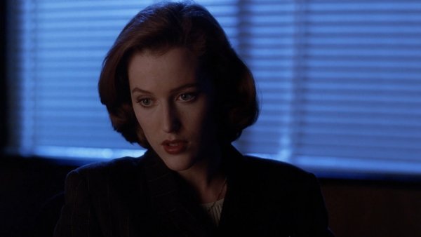 Скалли Милано рисунок репер