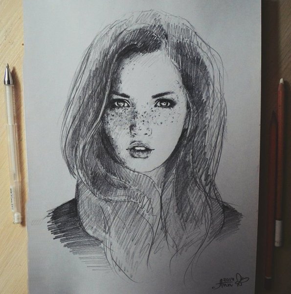 Юля гаврилина портрет карандашом