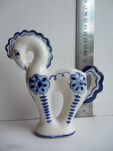 Гжель Коник