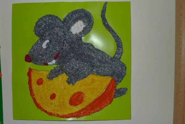 Аппликация из крупы