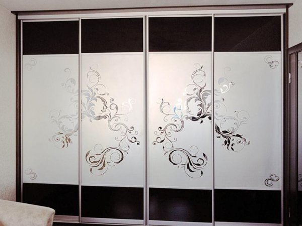 Дверь рисунок