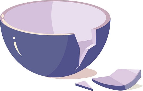 Разбитая посуда на прозрачном фоне