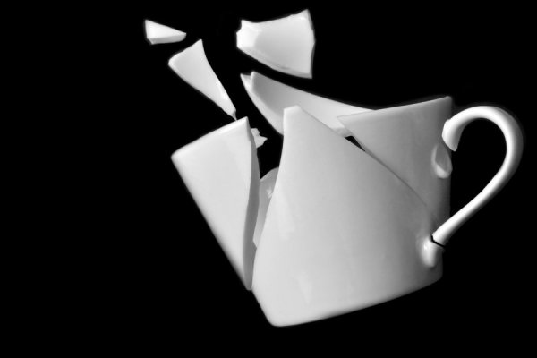 Битая чашка