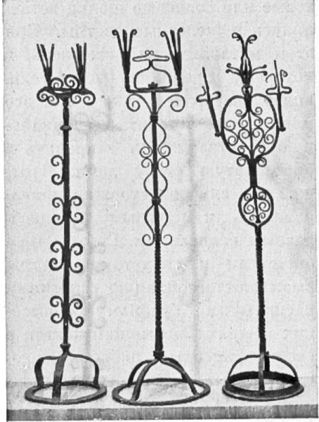 Светец павлиний хвост