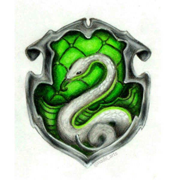 Змея на гербе Слизерина