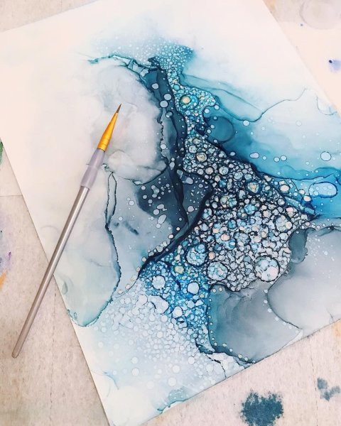 Абстракция спиртовыми чернилами