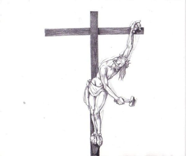 Девушка распятая на кресте