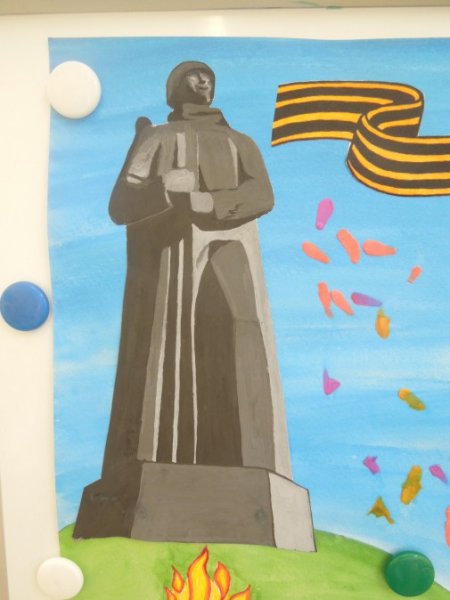 Памятник советскому воину-освободителю в Берлине чб