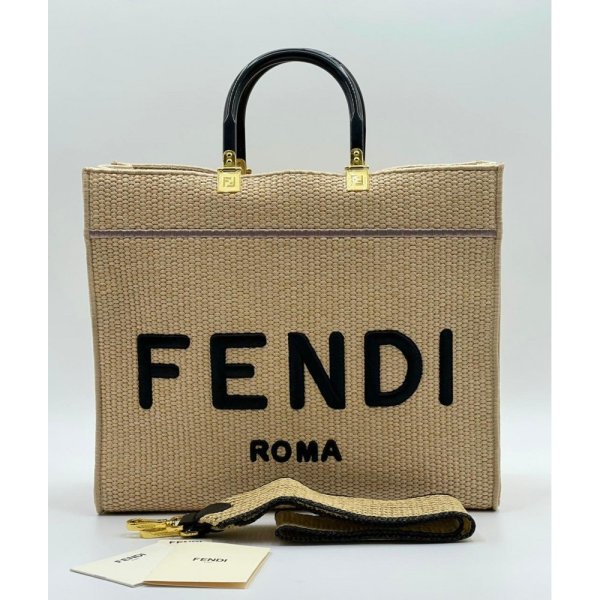 Эскизы одежды Фенди