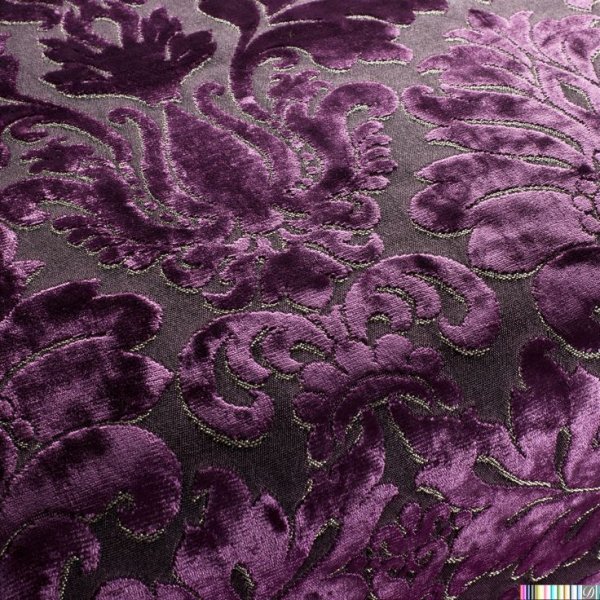 Восточная шелковая ткань