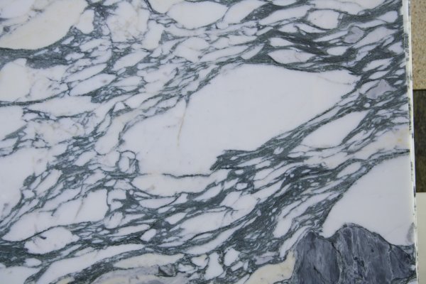 Арабескато Каррара