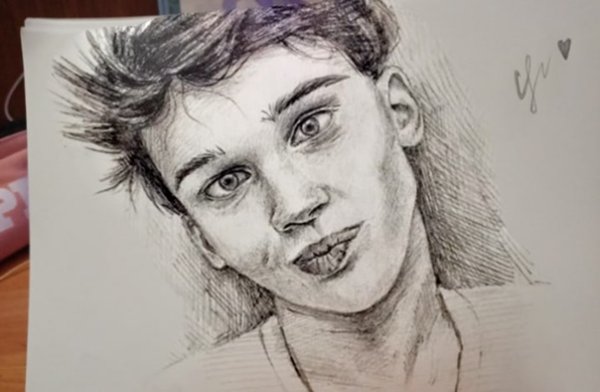 Портрет Дани Милохина