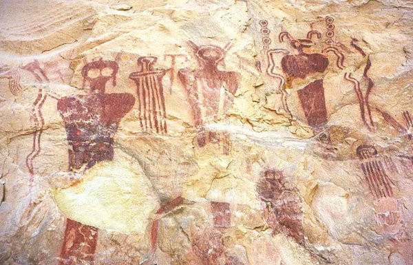 Фрески Тассили инопланетяне