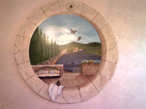 Винная бочка барельеф