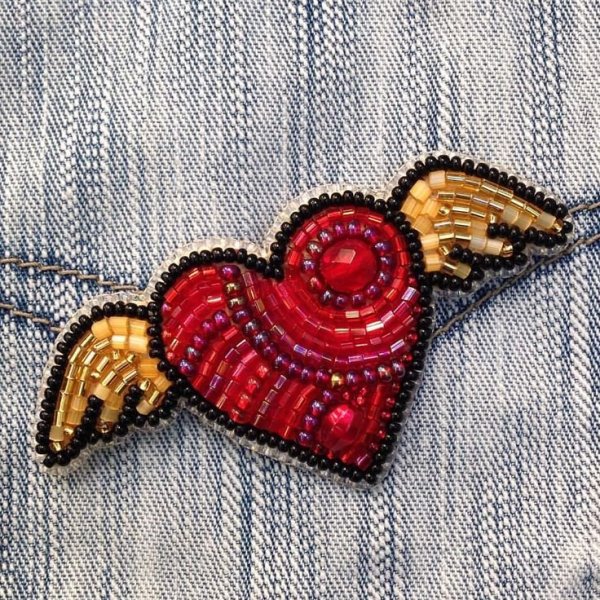 Вышивка из бисера на фетре