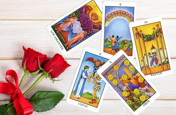 Карты Таро любви