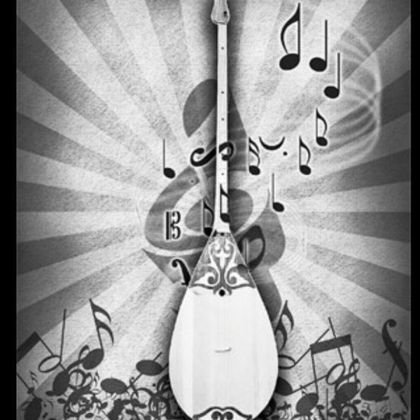 Домбра с узорами