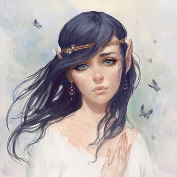 Эльфийка с зелеными глазами