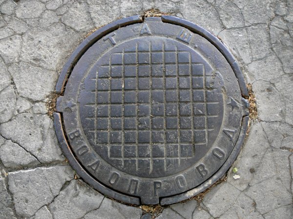 Необычные канализационные люки