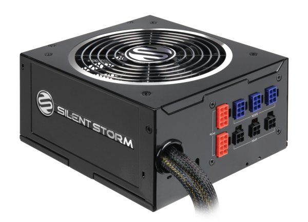 Блок питания на белом фоне